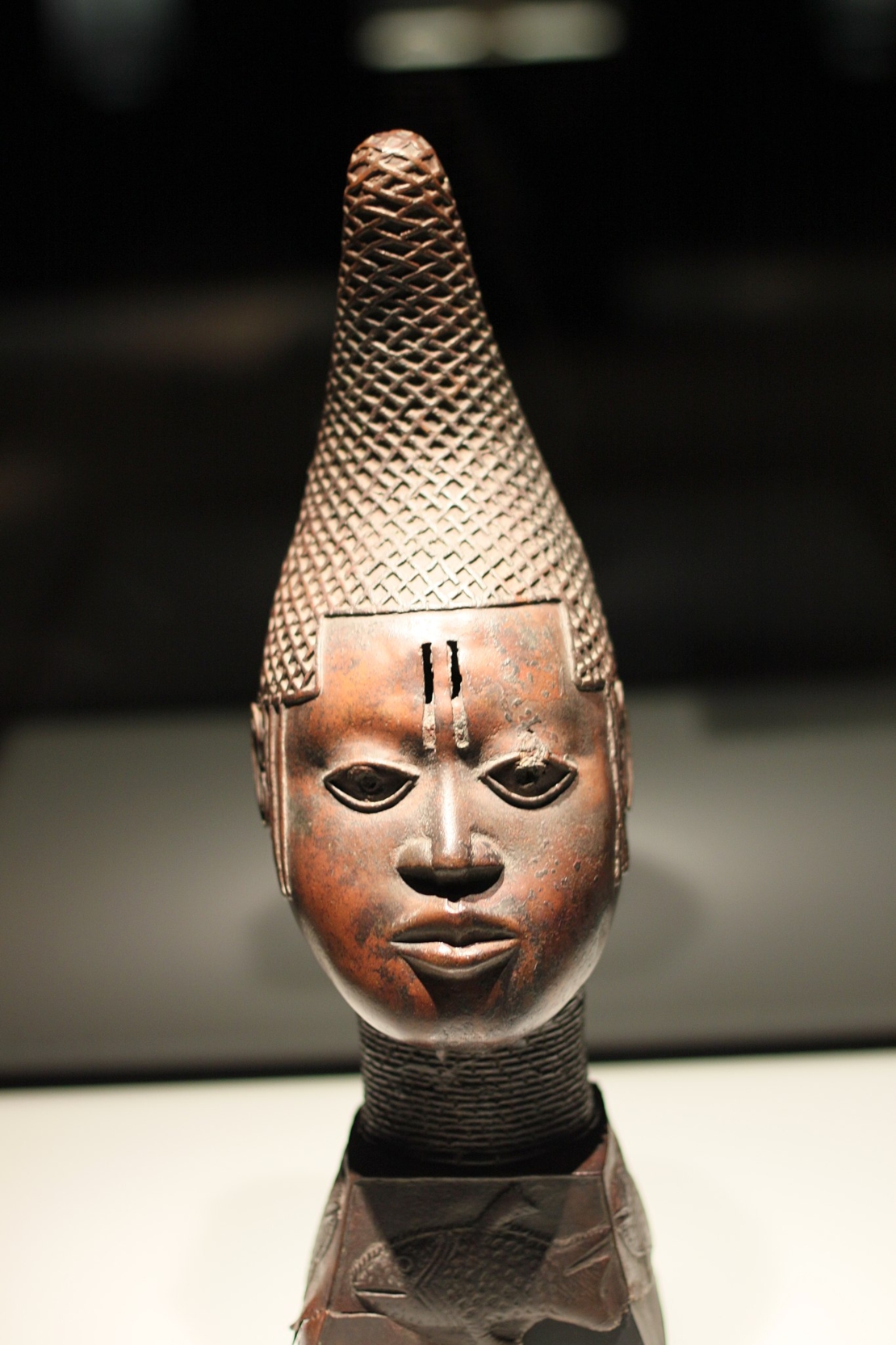 Afrikaabteilung_in_Ethnological_Museum_Berlin.JPG