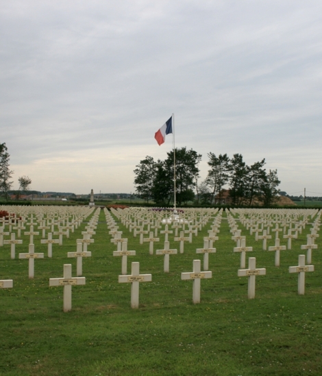 Franse militaire begraafplaats Saint-Charles de Potyze.jpg