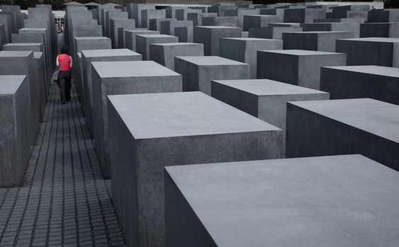Denkmal für die ermordeten Juden Europas in Berlijn.jpg